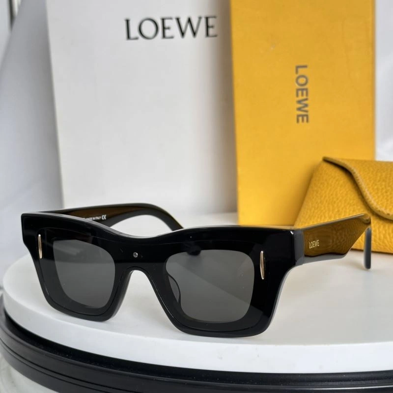 Snug Loewe Sunglasses 280375