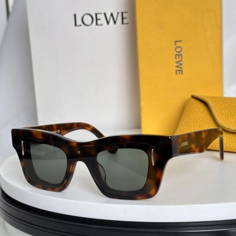 Snug Loewe Sunglasses 280375