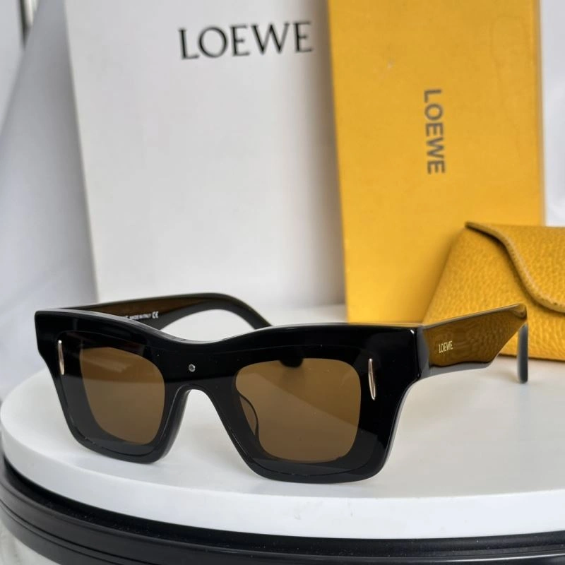 Snug Loewe Sunglasses 280375