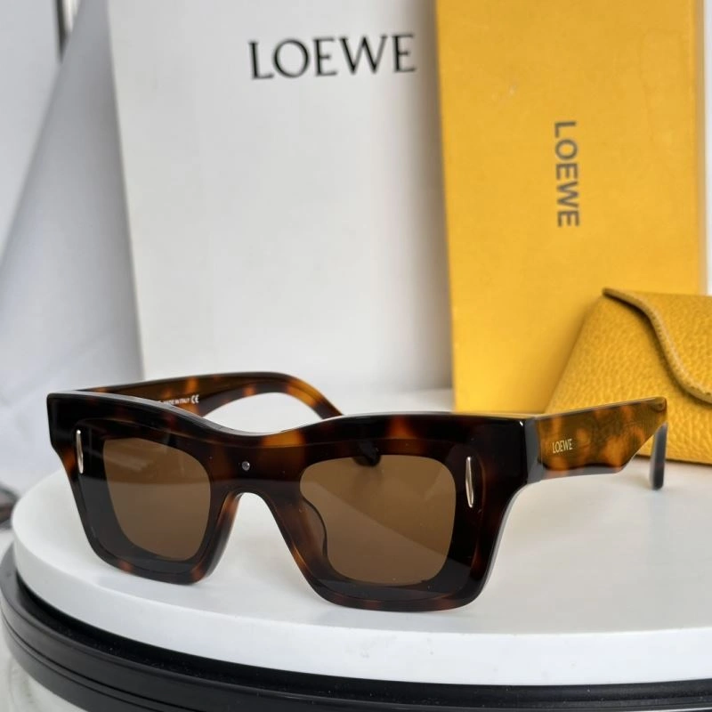 Snug Loewe Sunglasses 280375