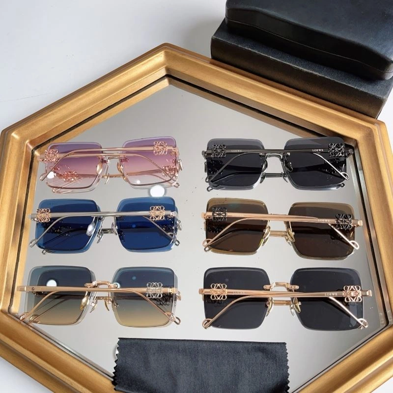 Loewe Sunglasses SmoothTexture 280366