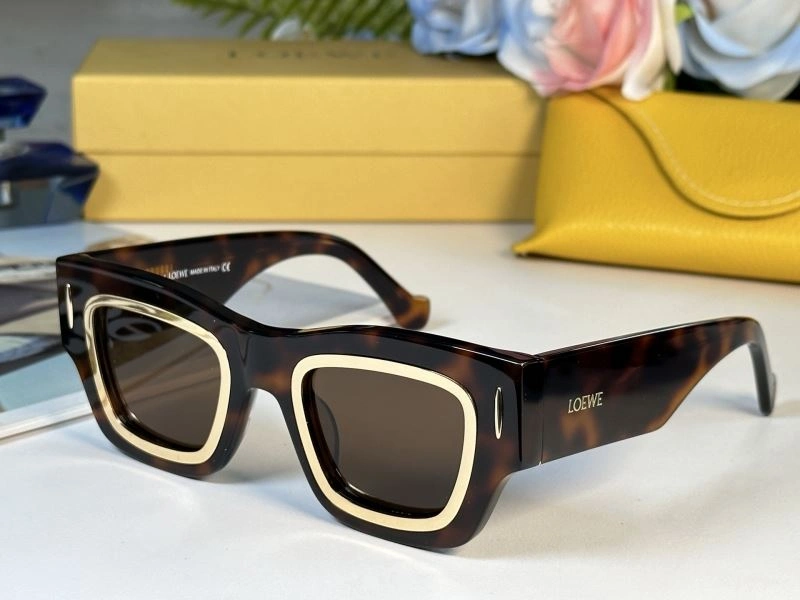 Loewe Sunglasses Fashionable 280347