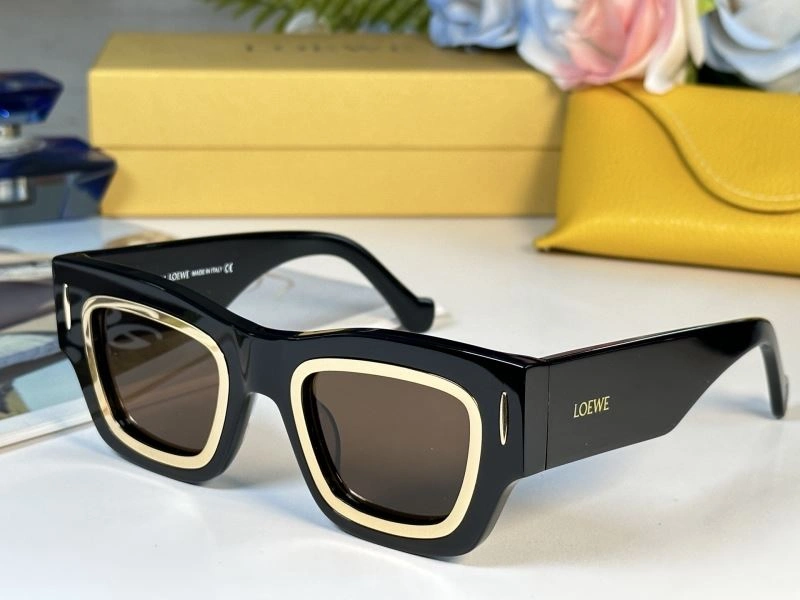 Loewe Sunglasses Fashionable 280347