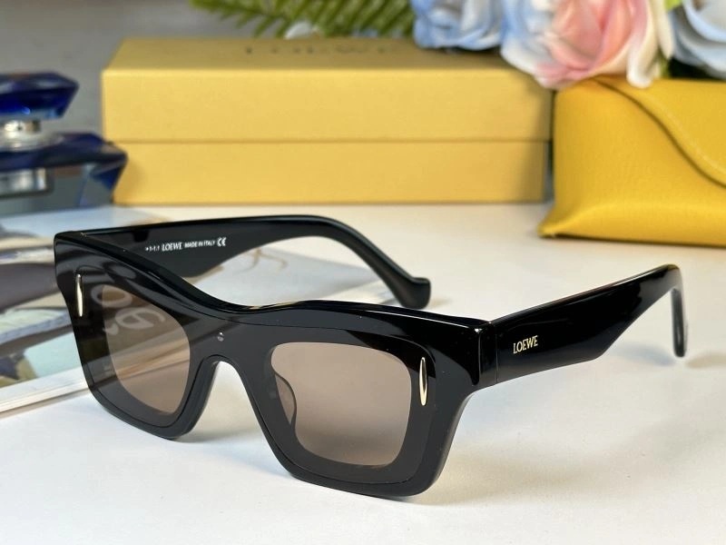 Loewe Sunglasses Unisex 280356