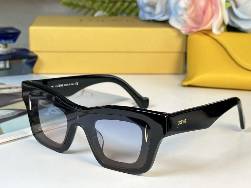 Loewe Sunglasses Unisex 280356