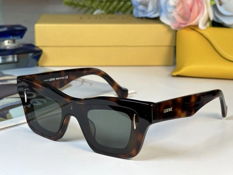 Loewe Sunglasses Unisex 280356