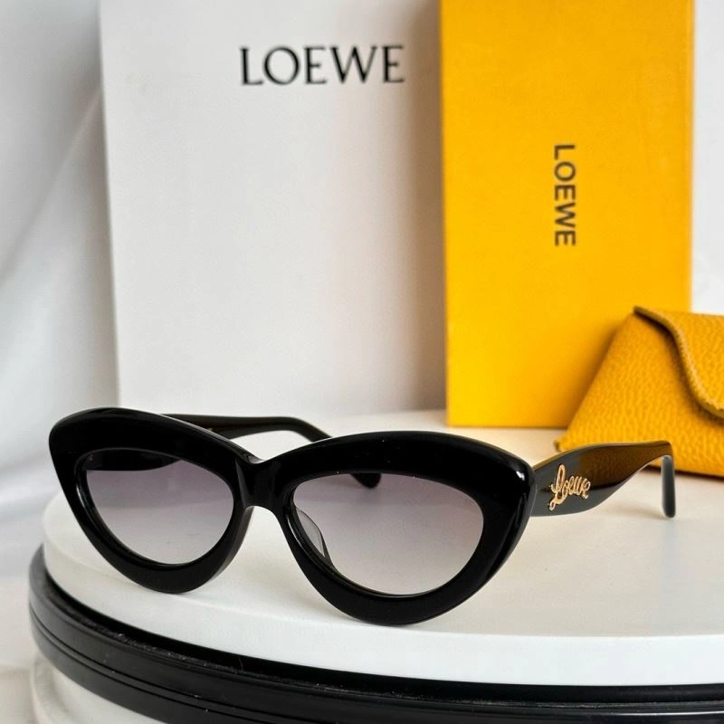 Loewe Sunglasses Compact 280343