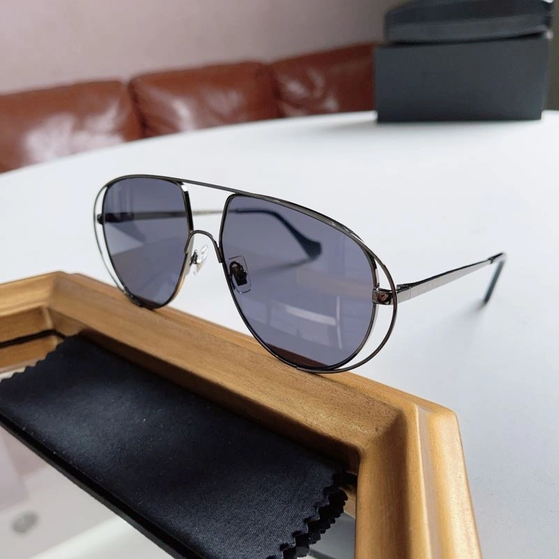 Loewe Sunglasses Minimalist 280337