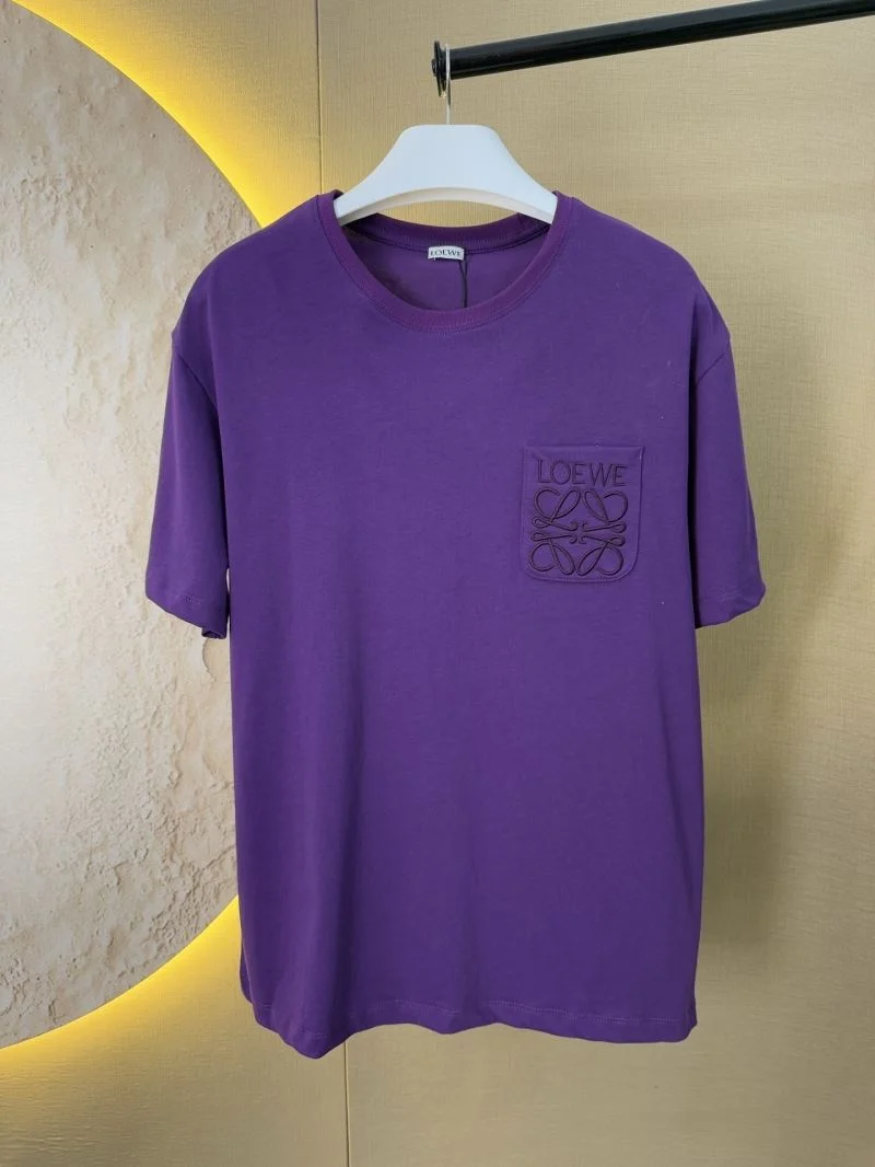UrbanChic Loewe T-Shirts 163804