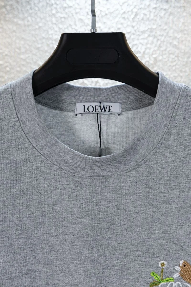 UrbanChic Loewe T-Shirts 163742