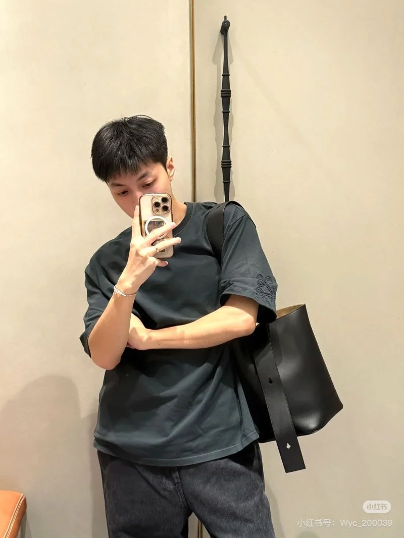 Loewe T-Shirts Comfortable 163646