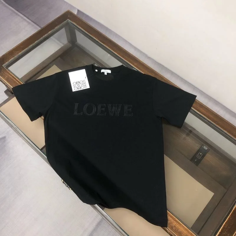 UrbanChic Loewe T-Shirts 164110