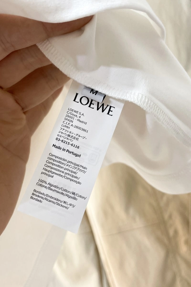 Unique Loewe T-Shirts 152301