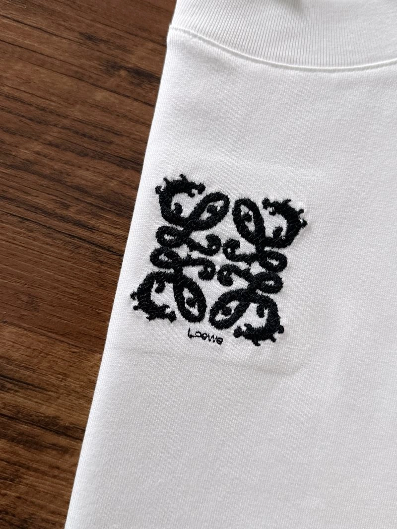 Loewe T-Shirts Elegant 162693