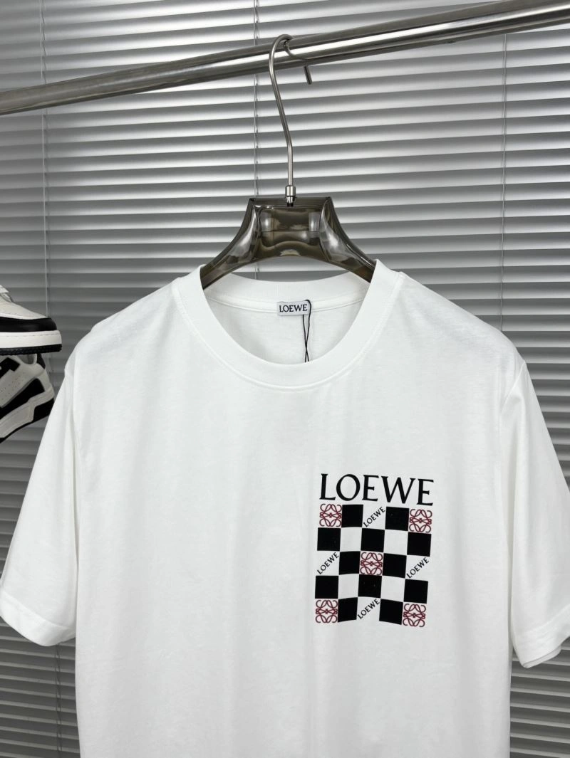 Unique Loewe T-Shirts 161597