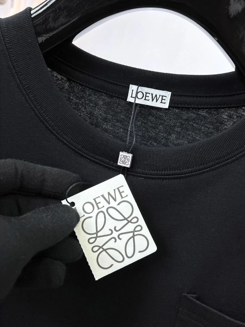 Trendsetting Loewe T-Shirts 160438