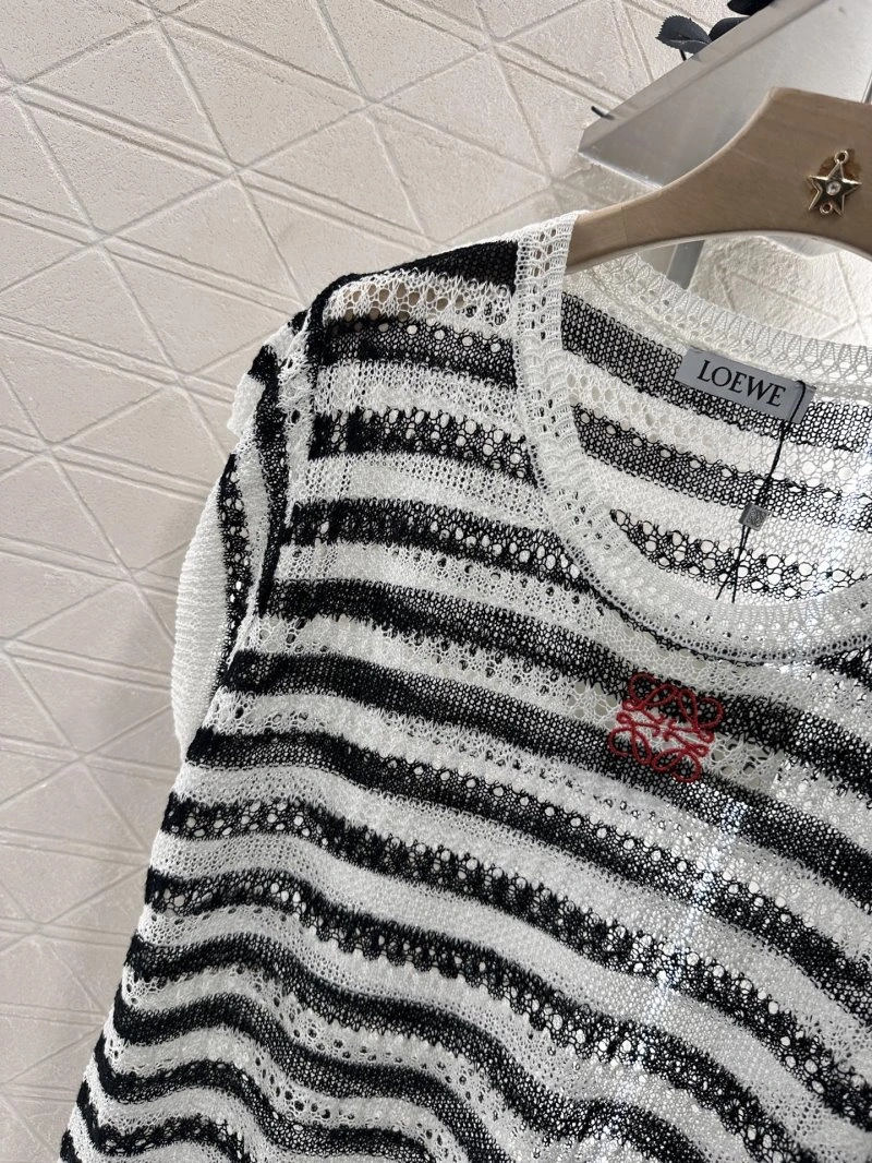 Versatile Loewe T-Shirts 153113