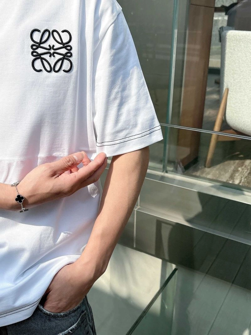 ModernLook Loewe T-Shirts 159374
