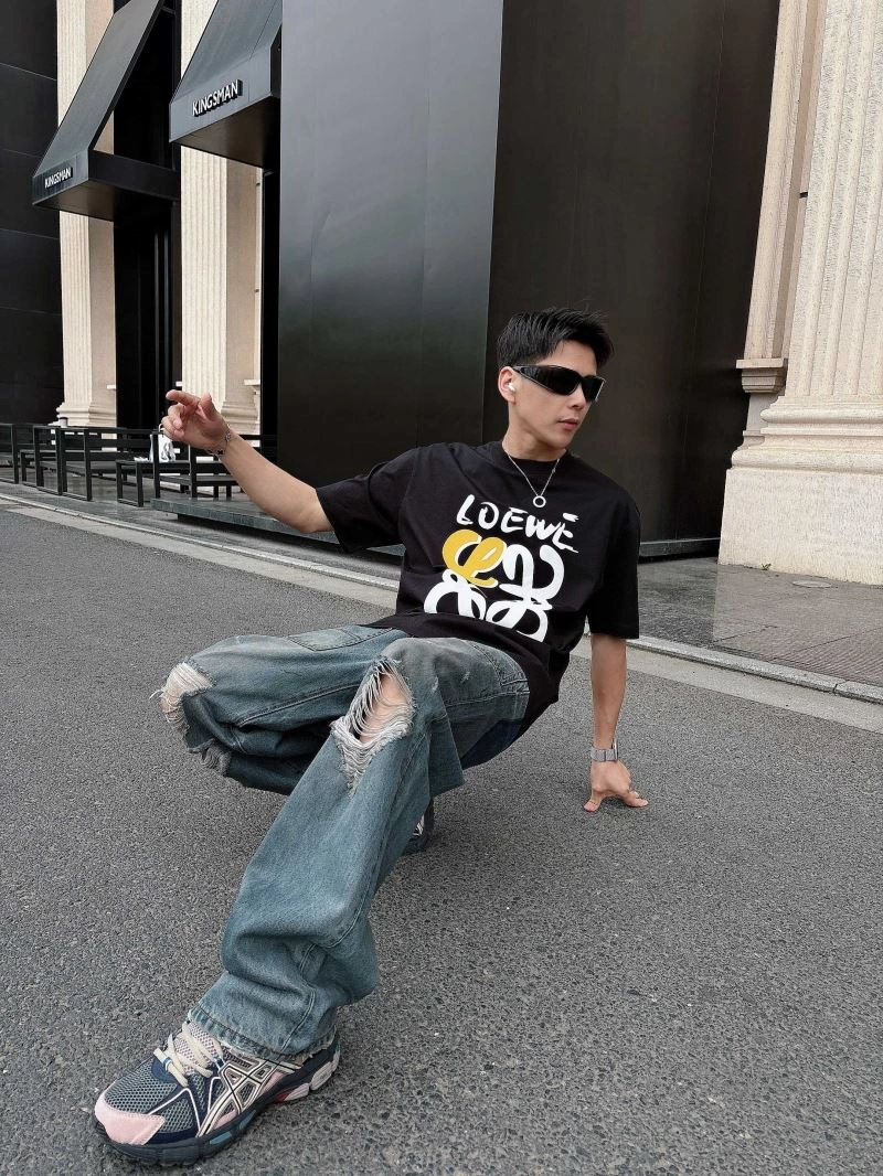 Versatile Loewe T-Shirts 159280