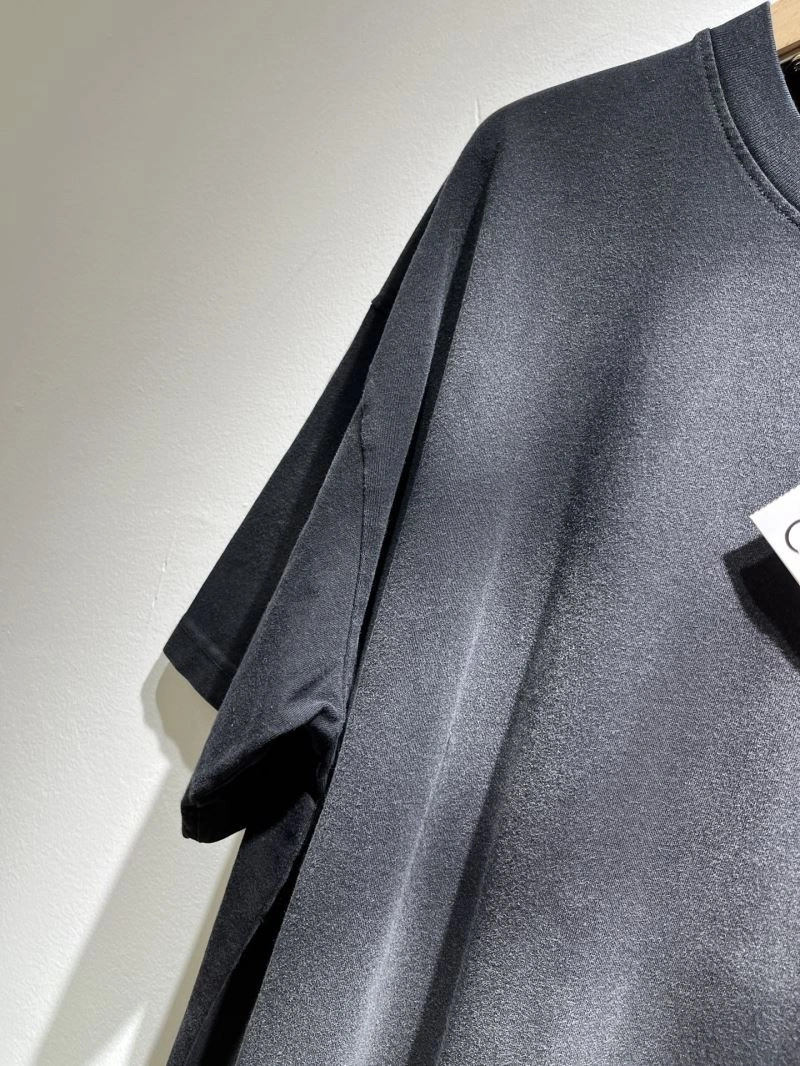 ModernLook Loewe T-Shirts 158339