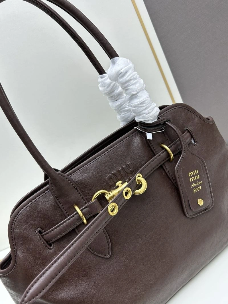 Loewe Top Handle Bags Cozy 83578