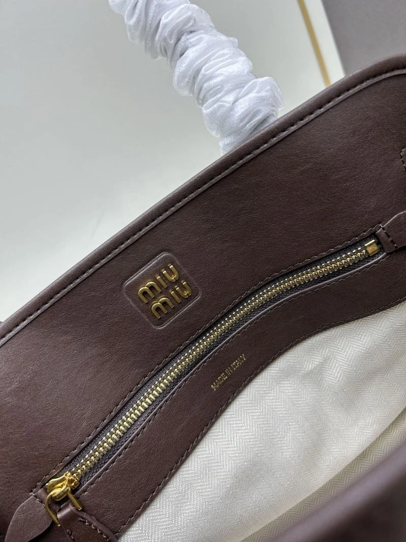 Loewe Top Handle Bags Cozy 83578