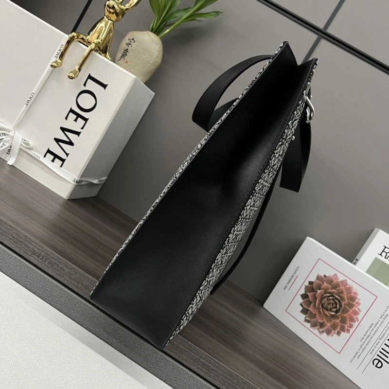 Snug Loewe Top Handle Bags 77304
