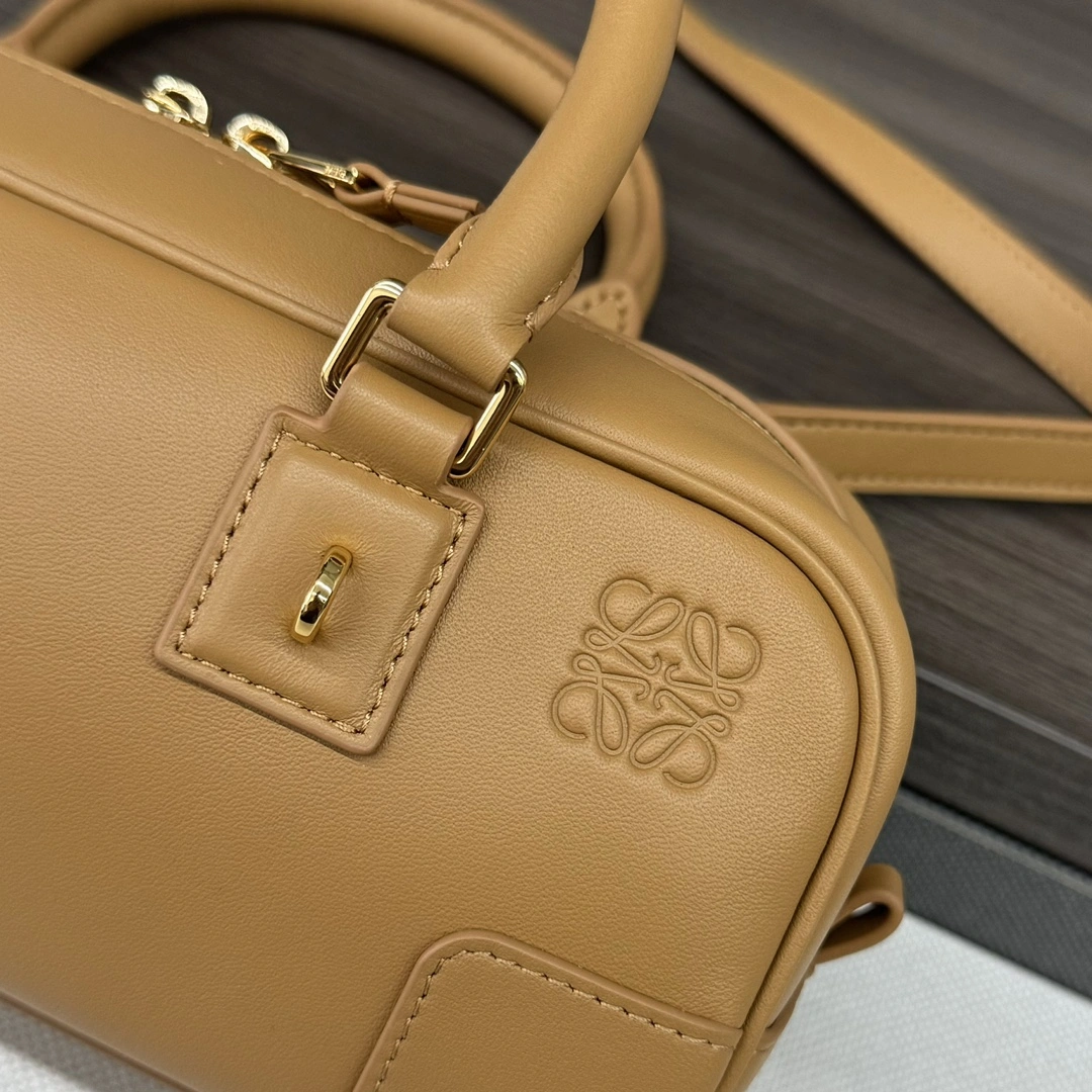 Loewe Top Handle Bags FashionForward 67176