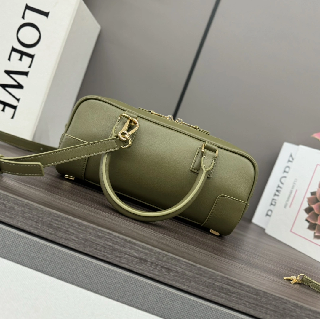 Breathable Loewe Top Handle Bags 67169