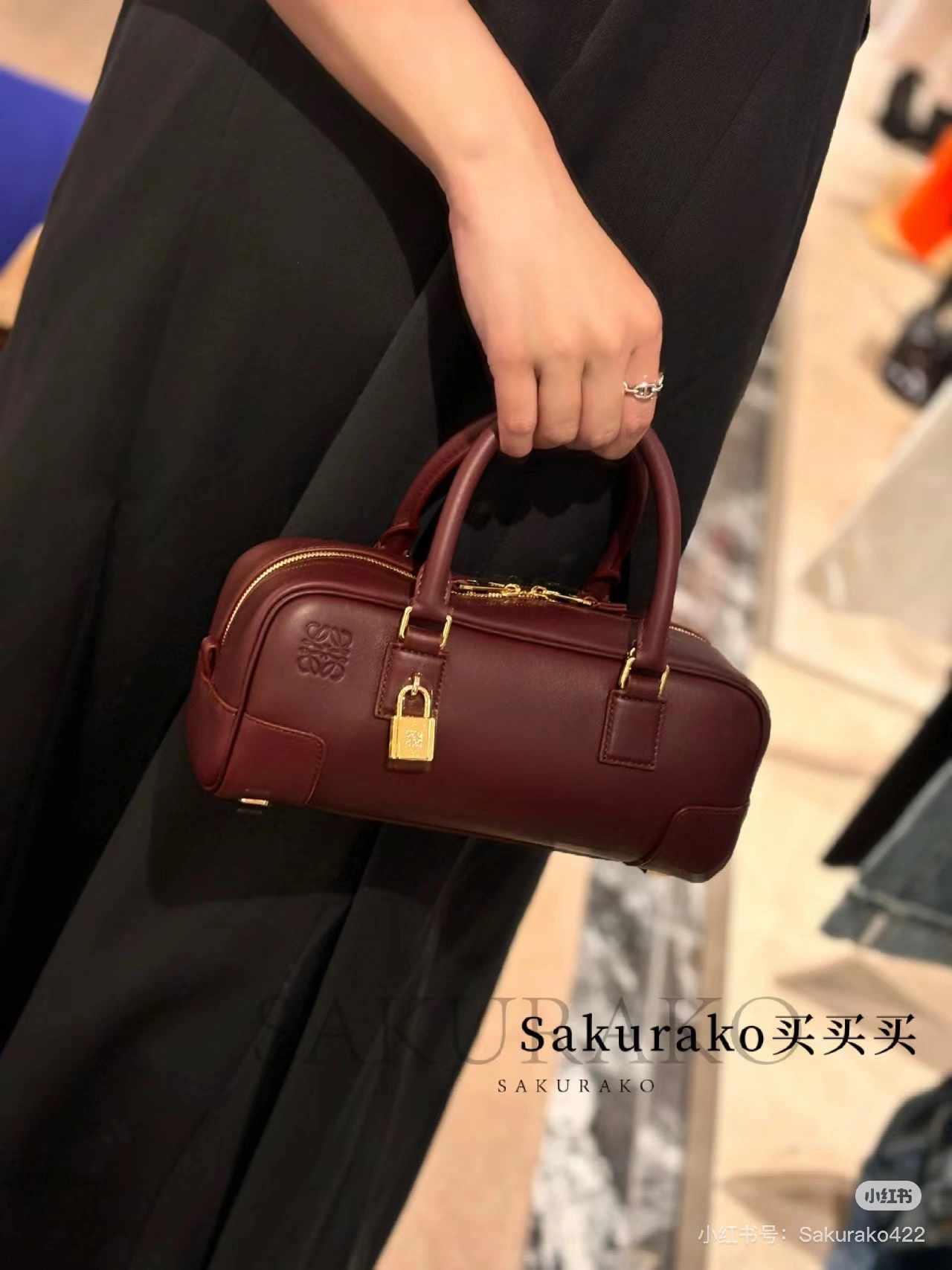 Sustainable Loewe Top Handle Bags 67124