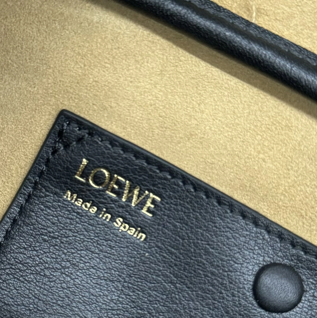 Loewe Top Handle Bags Durable 67119