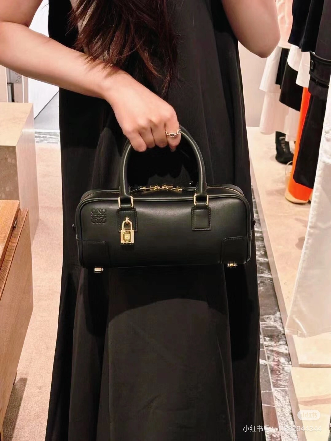 Loewe Top Handle Bags Durable 67119