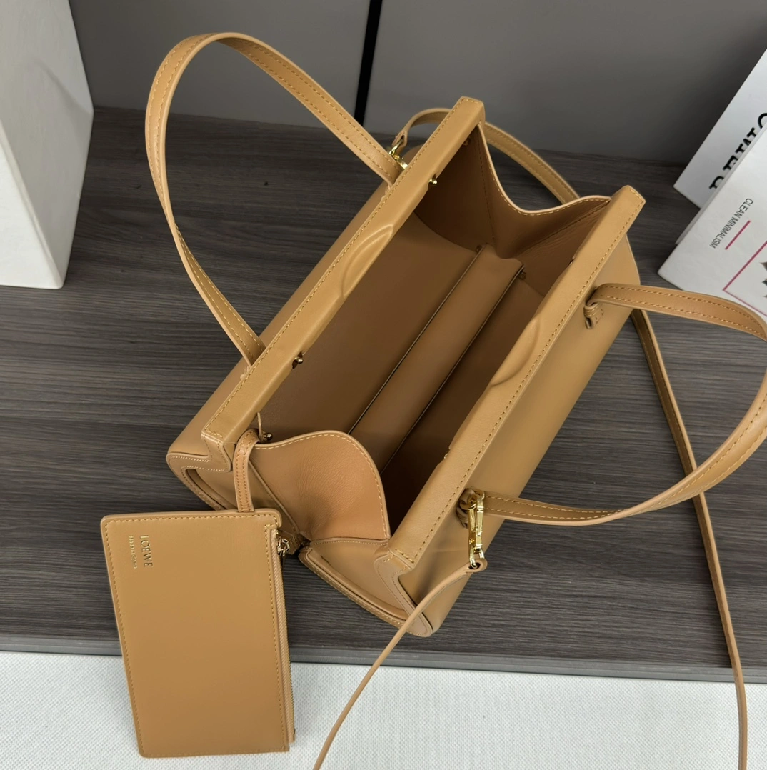 AllSeason Loewe Top Handle Bags 67192