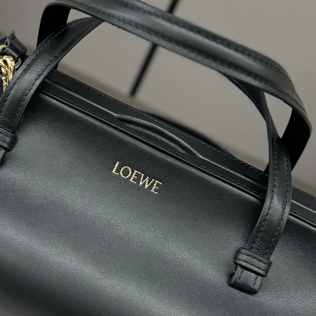 Loewe Top Handle Bags ModernLook 67116