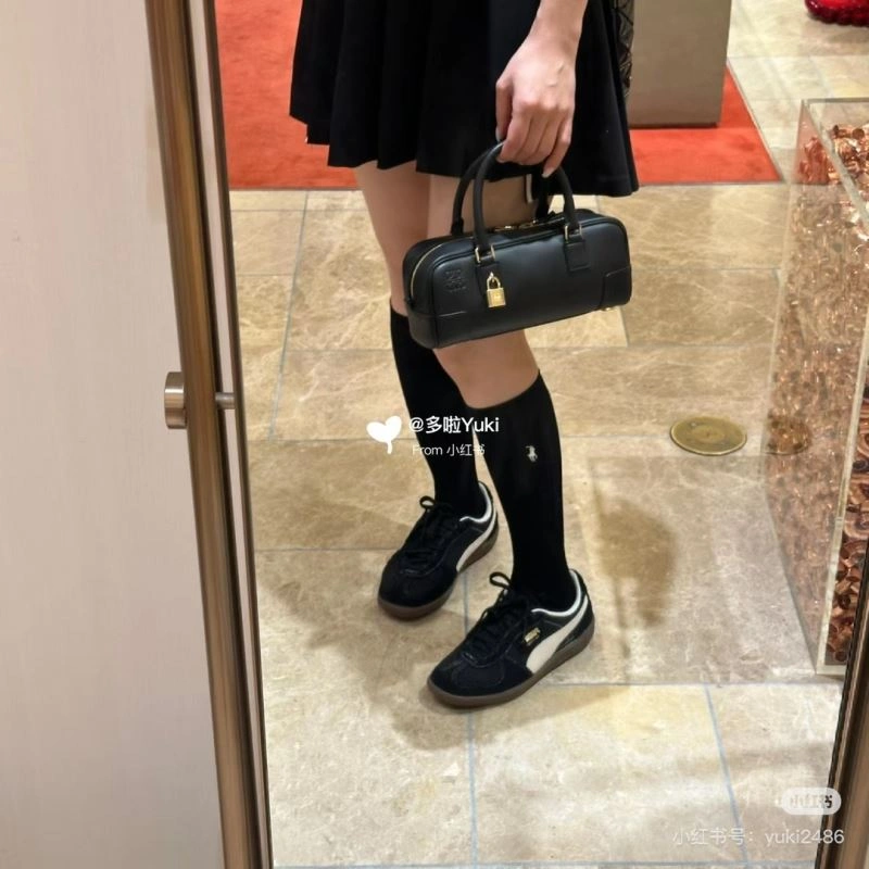 Effortless Loewe Top Handle Bags 61392