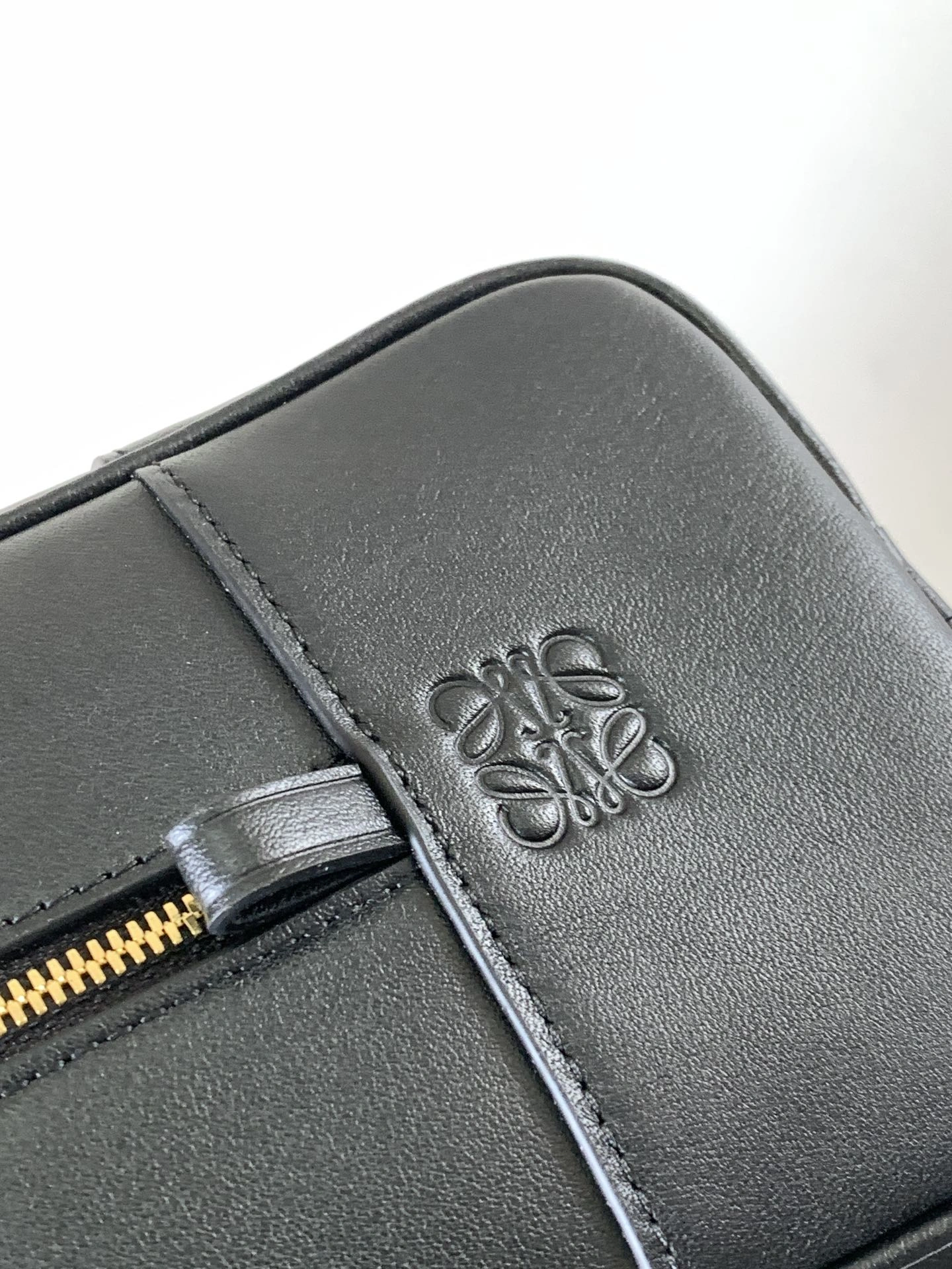 Loewe Top Handle Bags Sporty 71855