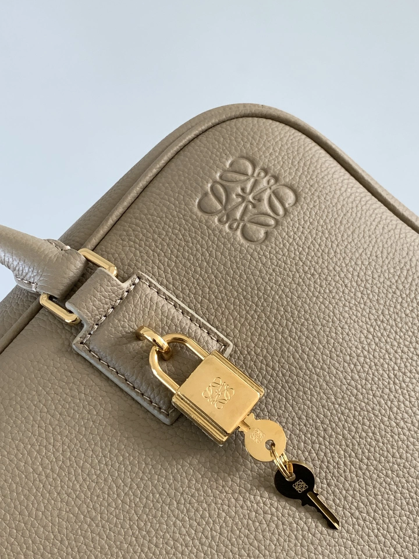 Loewe Top Handle Bags RelaxedFit 71852