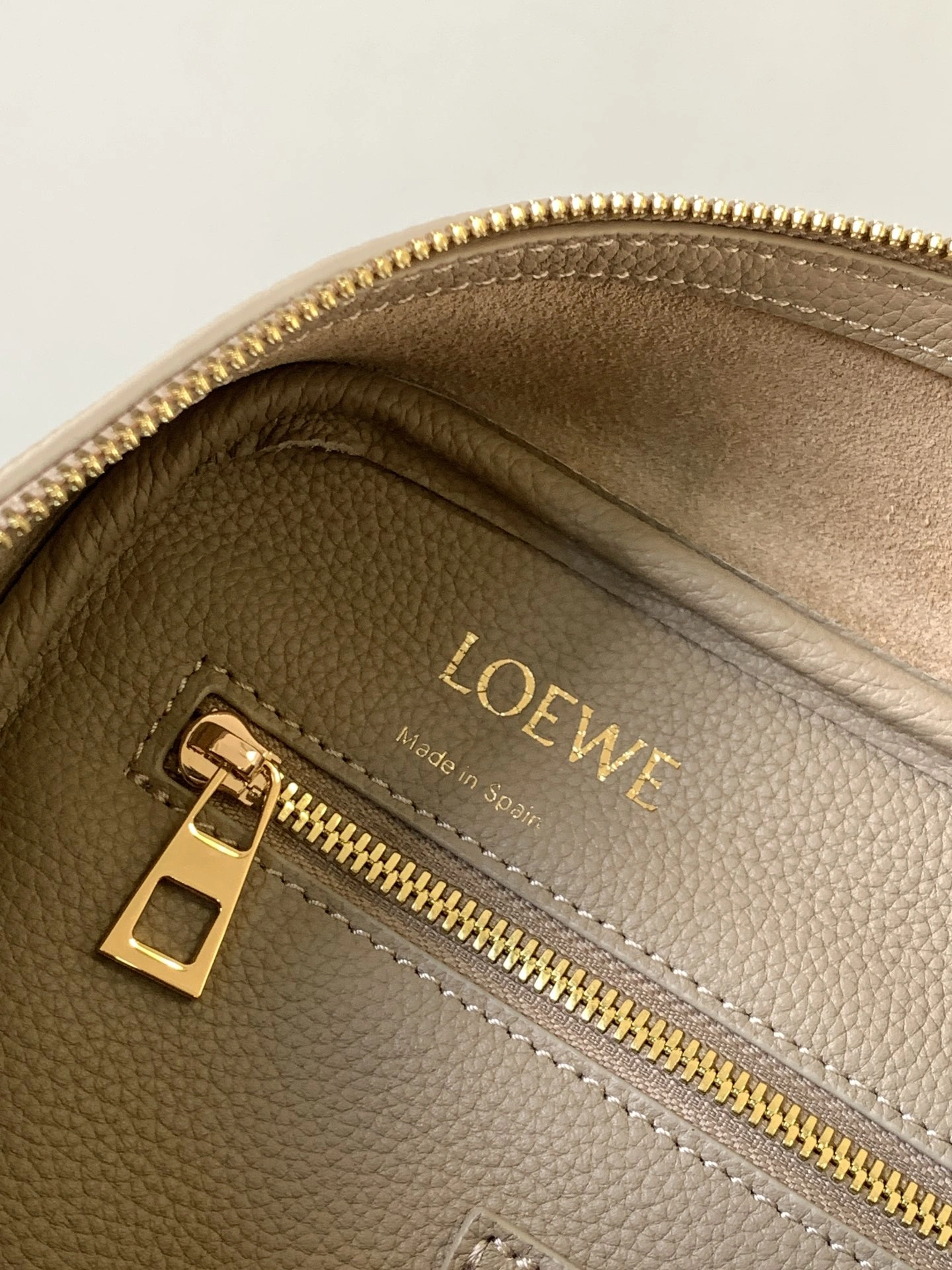 Loewe Top Handle Bags RelaxedFit 71852