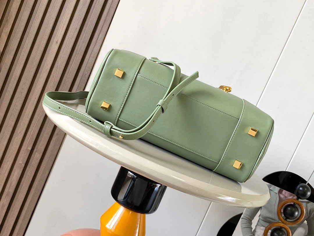 MoistureWicking Loewe Top Handle Bags 71850