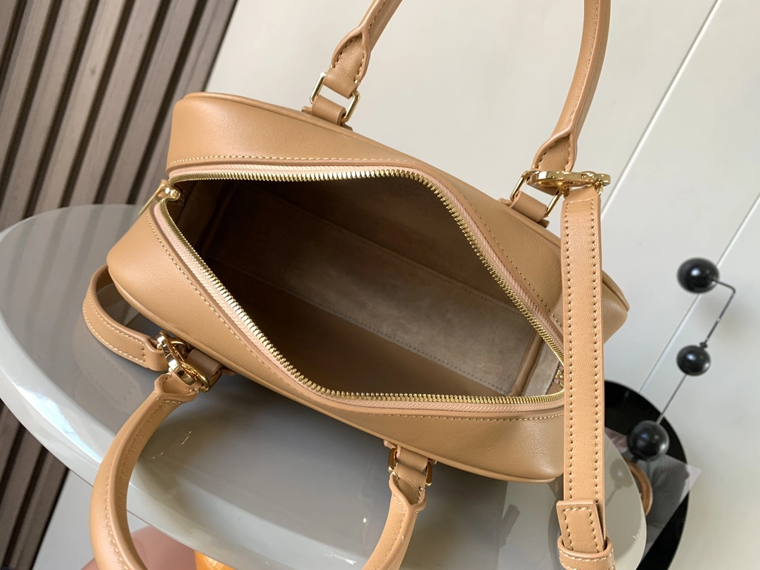 Loewe Top Handle Bags Premium 71844