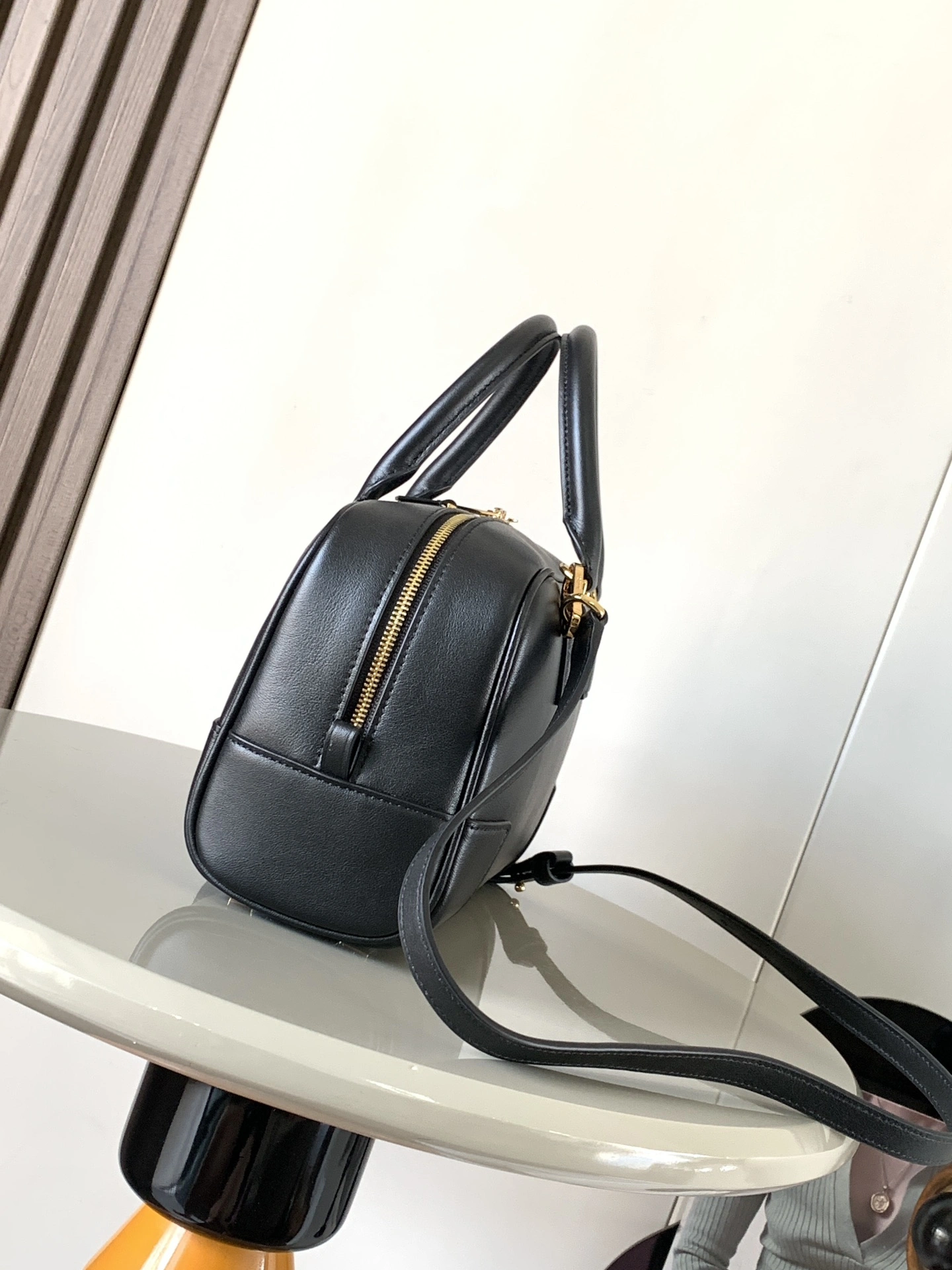 Loewe Top Handle Bags Trendy 71845