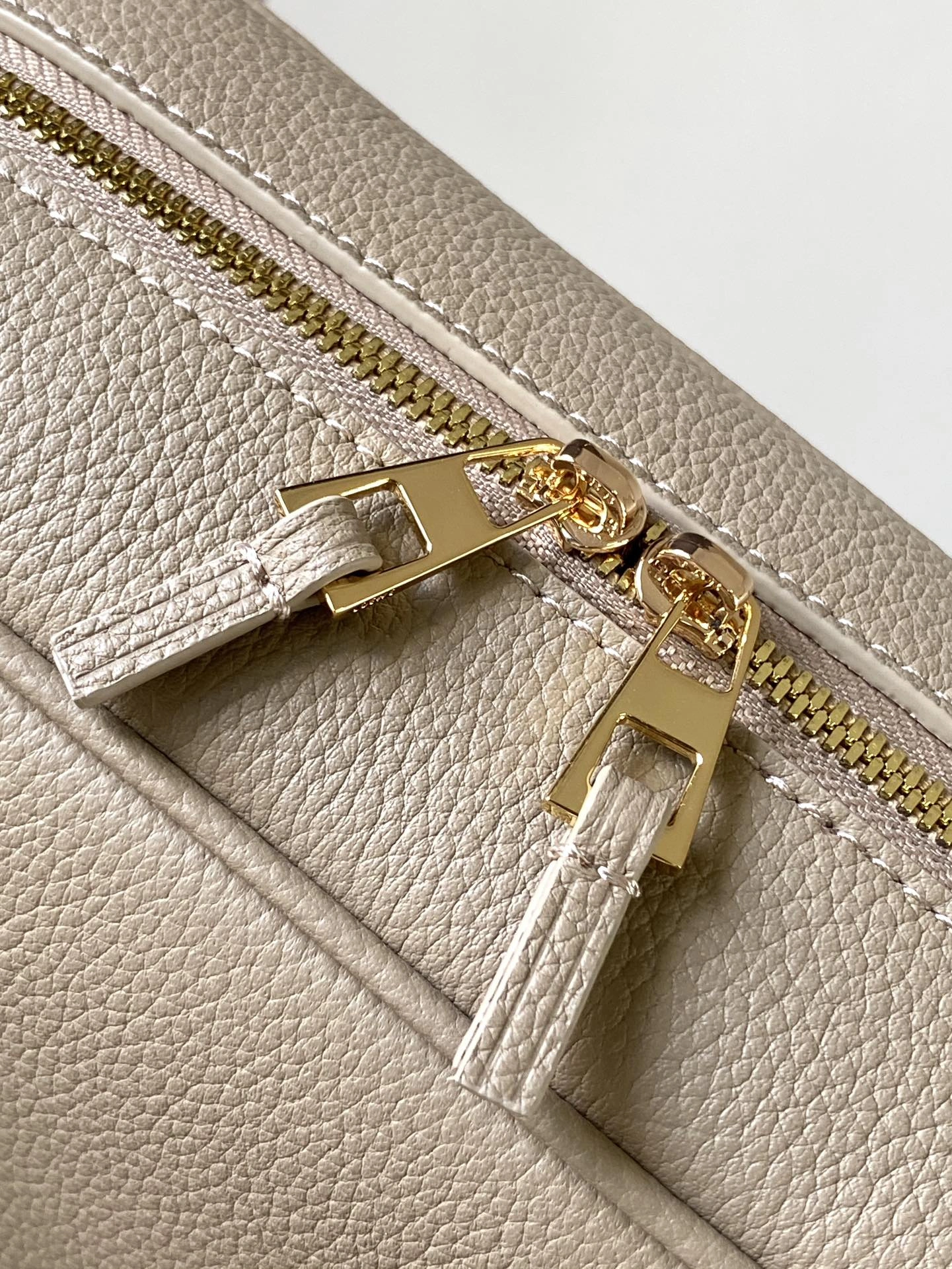 Loewe Top Handle Bags Seasonal 71851