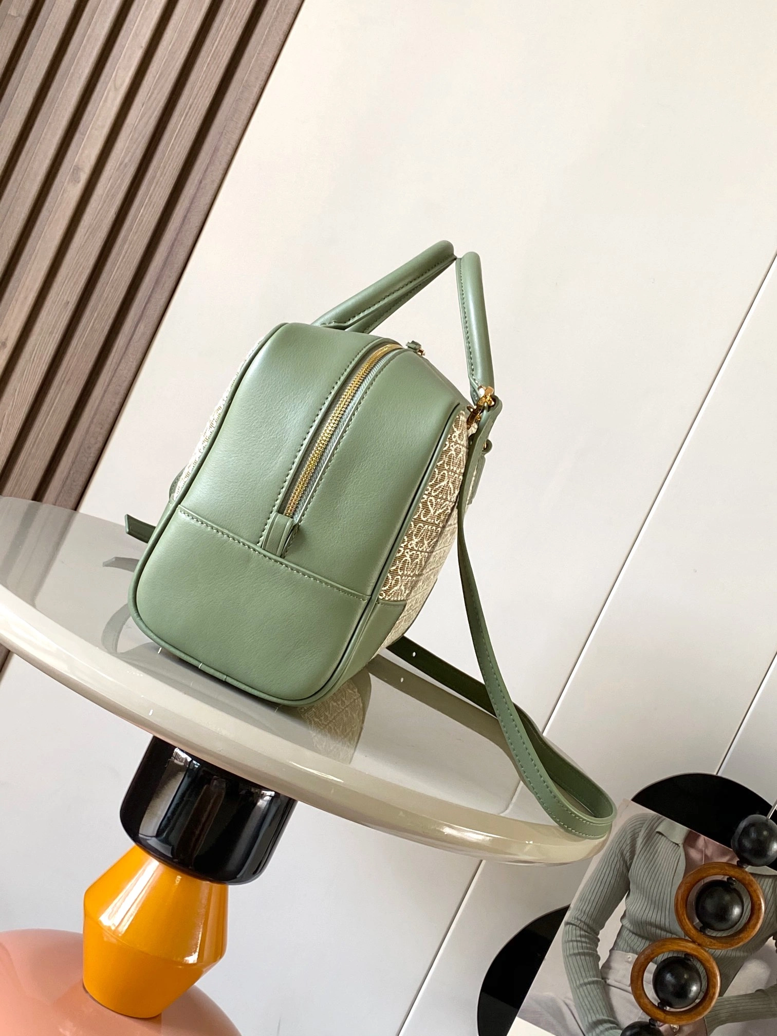 Durable Loewe Top Handle Bags 71838