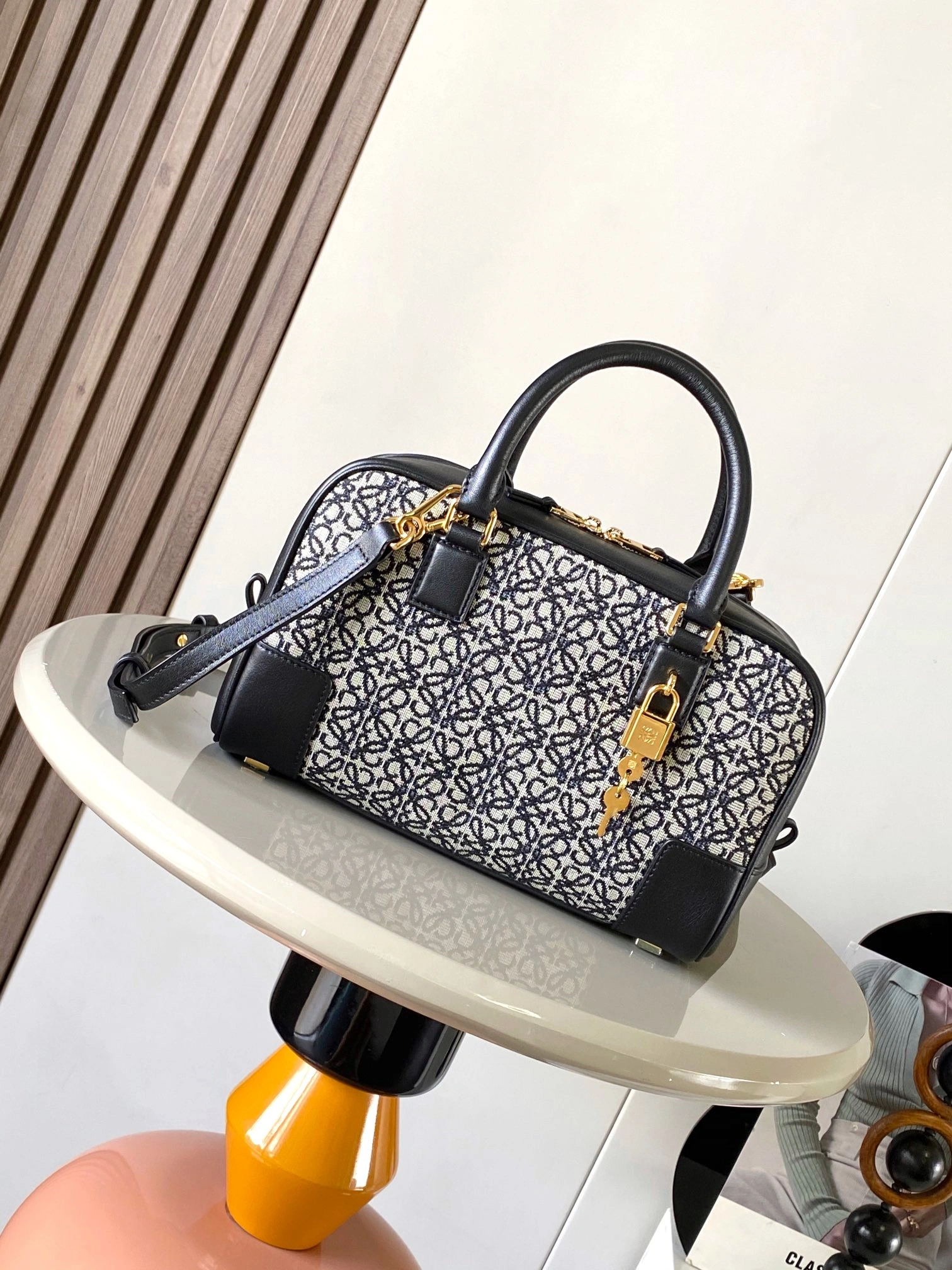 Breathable Loewe Top Handle Bags 71849