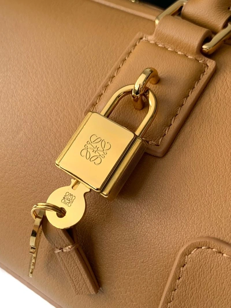 Loewe Top Handle Bags Thermal 61117