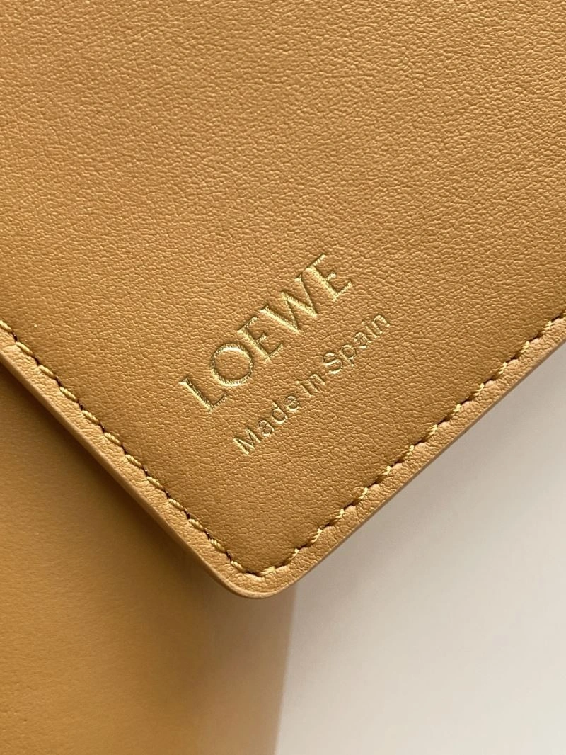 EasyMatch Loewe Top Handle Bags 61115