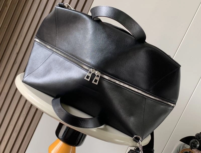 Resilient Loewe Travel Bags 61147