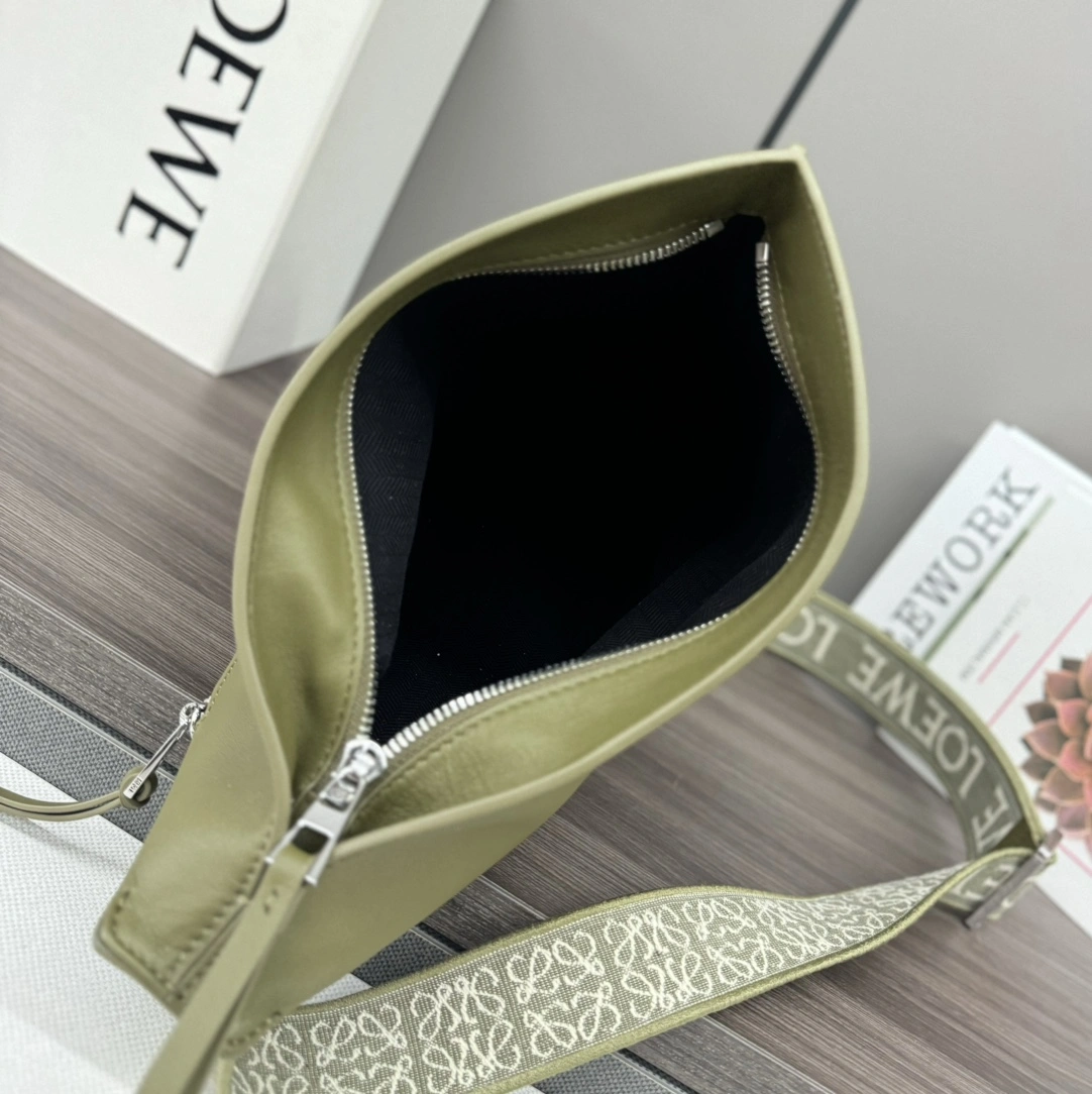 Cozy Loewe Waist Chest Packs 67115