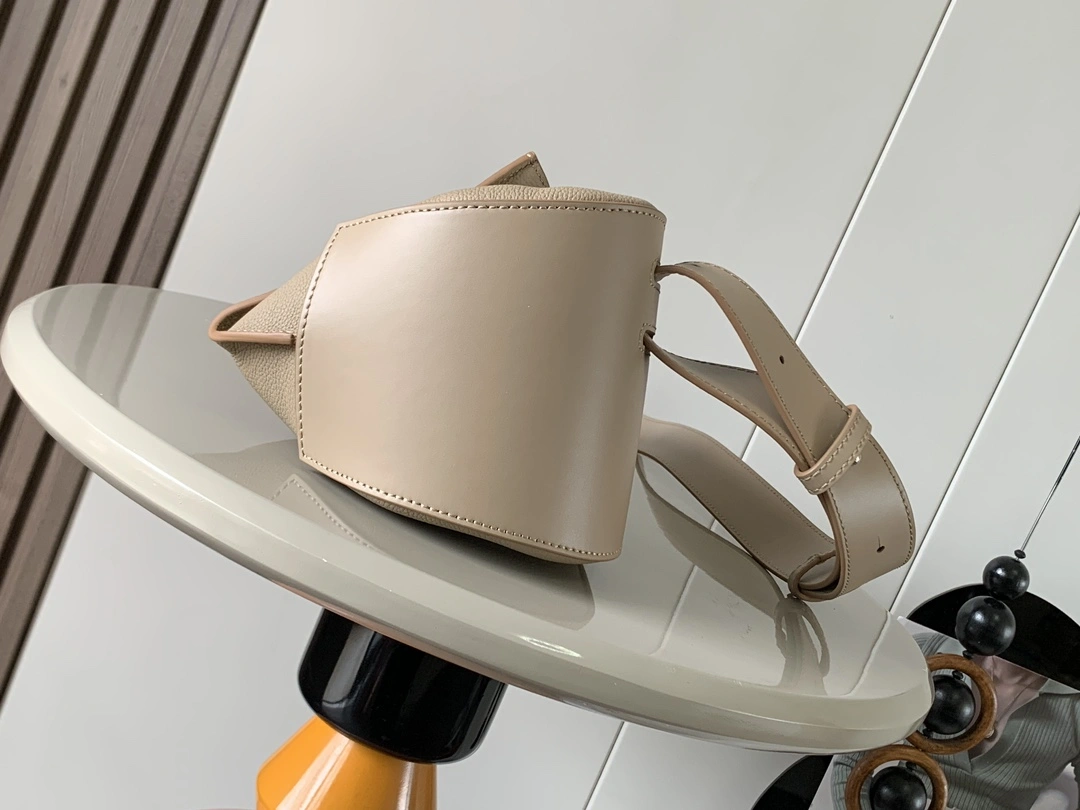Loewe Waist Chest Packs Attractive 71829
