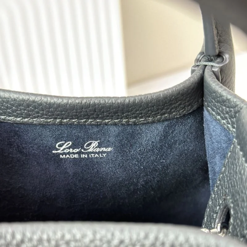 Trendy Loro Piana Bucket Bags 49404